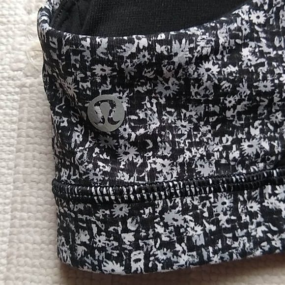 Lululemon Sports Bra - Picture 3 of 7